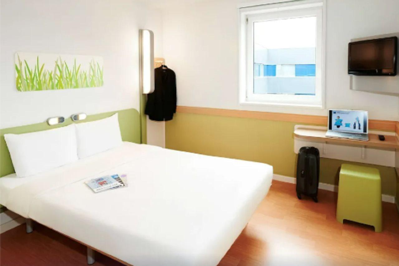 B&B HOTEL Liège Nord Rocourt Esterno foto