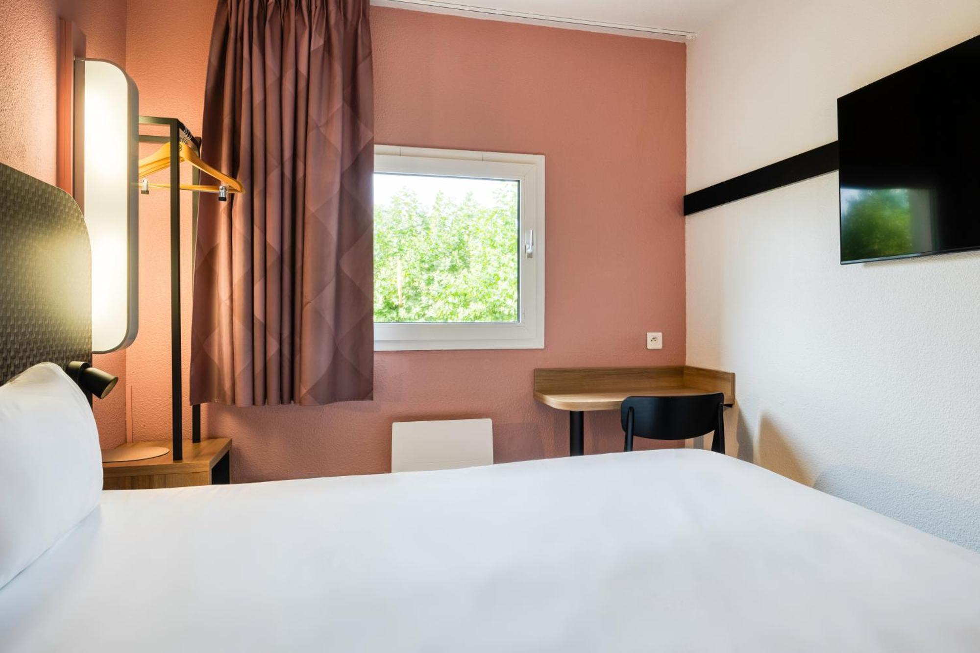 B&B HOTEL Liège Nord Rocourt Esterno foto
