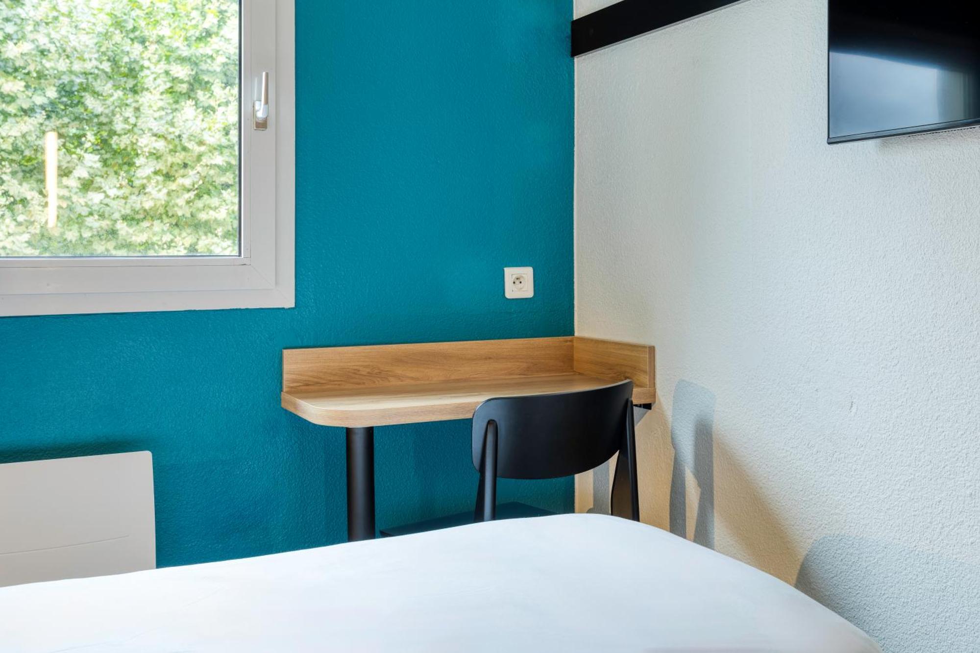B&B HOTEL Liège Nord Rocourt Esterno foto